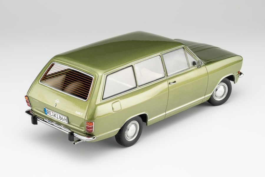 Opel Kadett B Caravan (1972) lemon green met. 1:18 Touring Modelcars